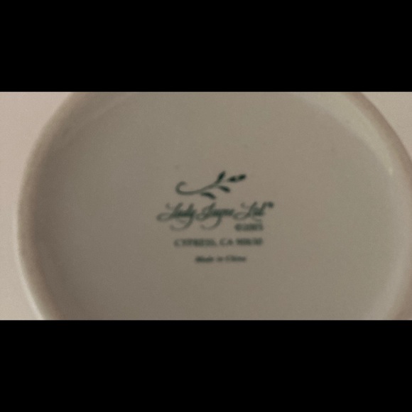 Lady Jayne Ltd Mug with Floral Design - Picture 10 of 10